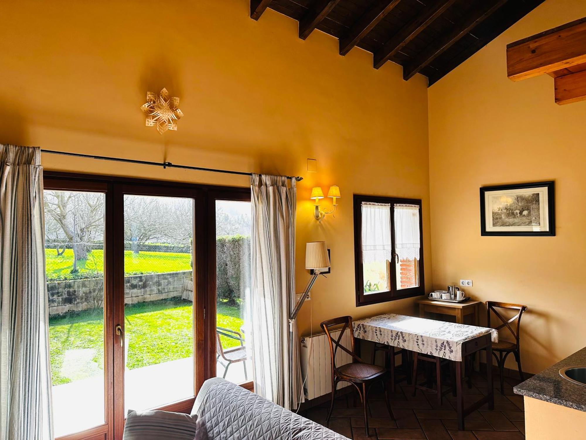 Apartamentos Rurales La Carbayala Oviñana Esterno foto