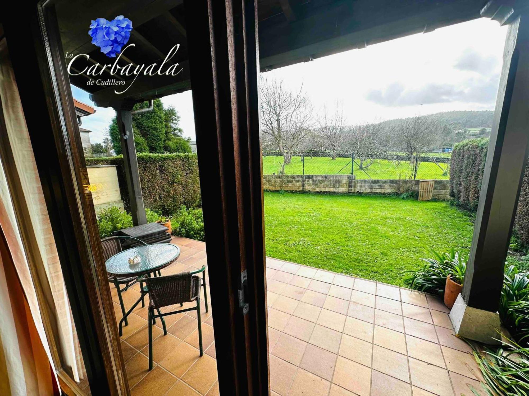 Apartamentos Rurales La Carbayala Oviñana Esterno foto